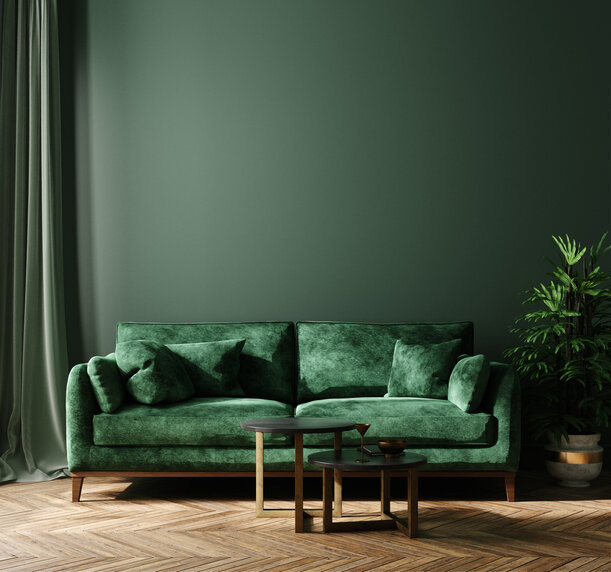 Wohnzimmer im satten Grün