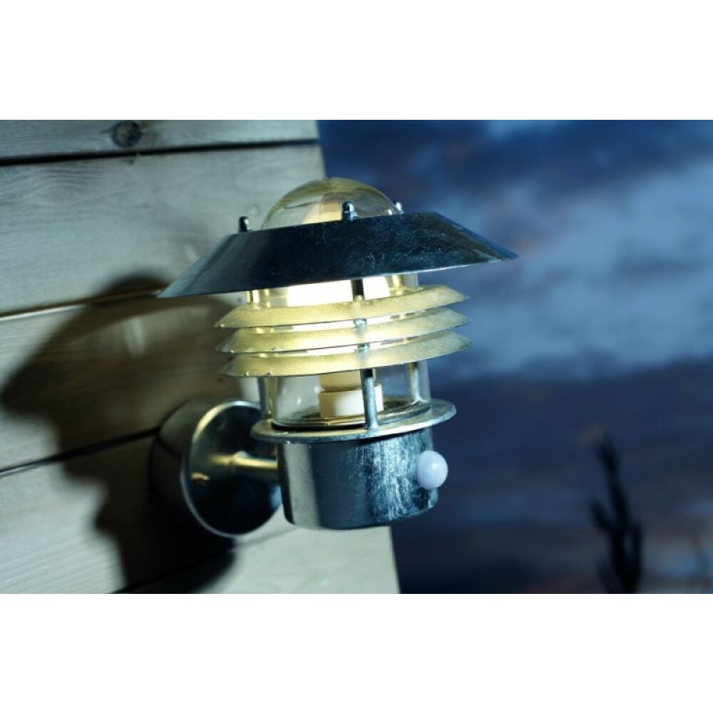 Nordlux VEJERS Außenwandleuchte Verzinkt, 1-flammig, Bewegungsmelder main product photo
