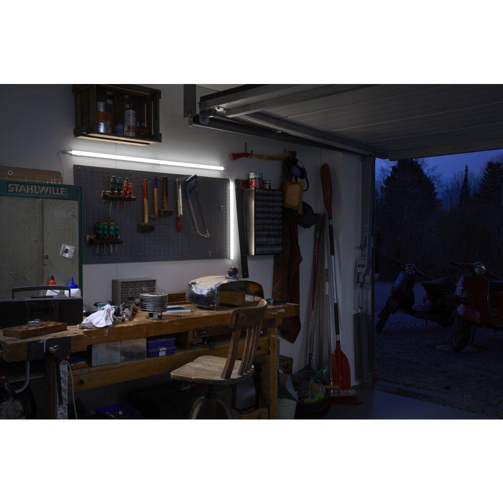 LEDVANCE SWITCH BATTEN Unterbauleuchte Weiß, 1-flammig main product photo