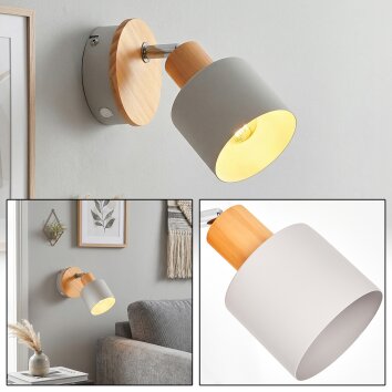 Skandinavischer Wandspot Olaris mit rundem Holz-Wandhalter, dreh- und schwenkbar